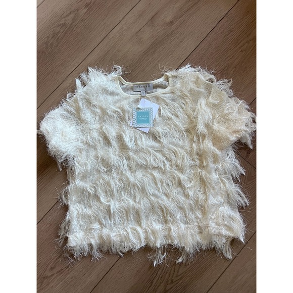 Hayden Los Angeles Tops - Hayden Los Angeles Cream Fringe‎ Eyelash Knit Short Sleeve Top Small NWT